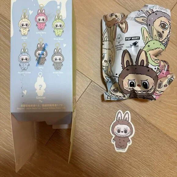 (Open) LABUBU  Exciting Macaron - Toffee - Picture 3 of 3